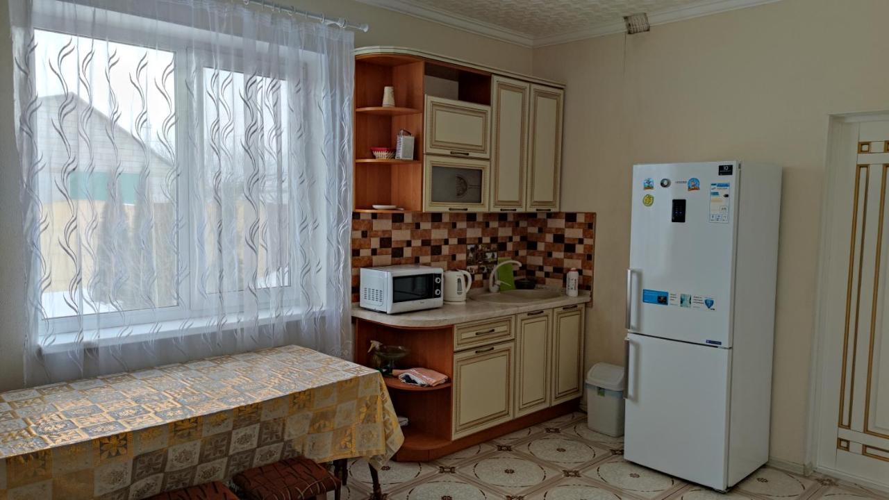 Вілла Дом с бассейном и сауной Бориспіль Екстер'єр фото